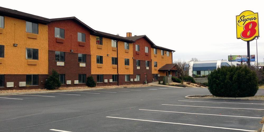 Super 8 By Wyndham Hagerstown I-70 Motel Dış mekan fotoğraf